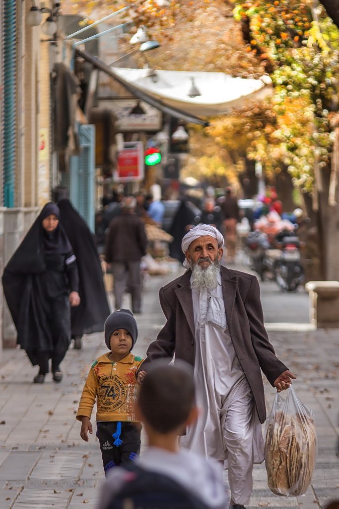 ulica,ludzie,Yazd,Iran