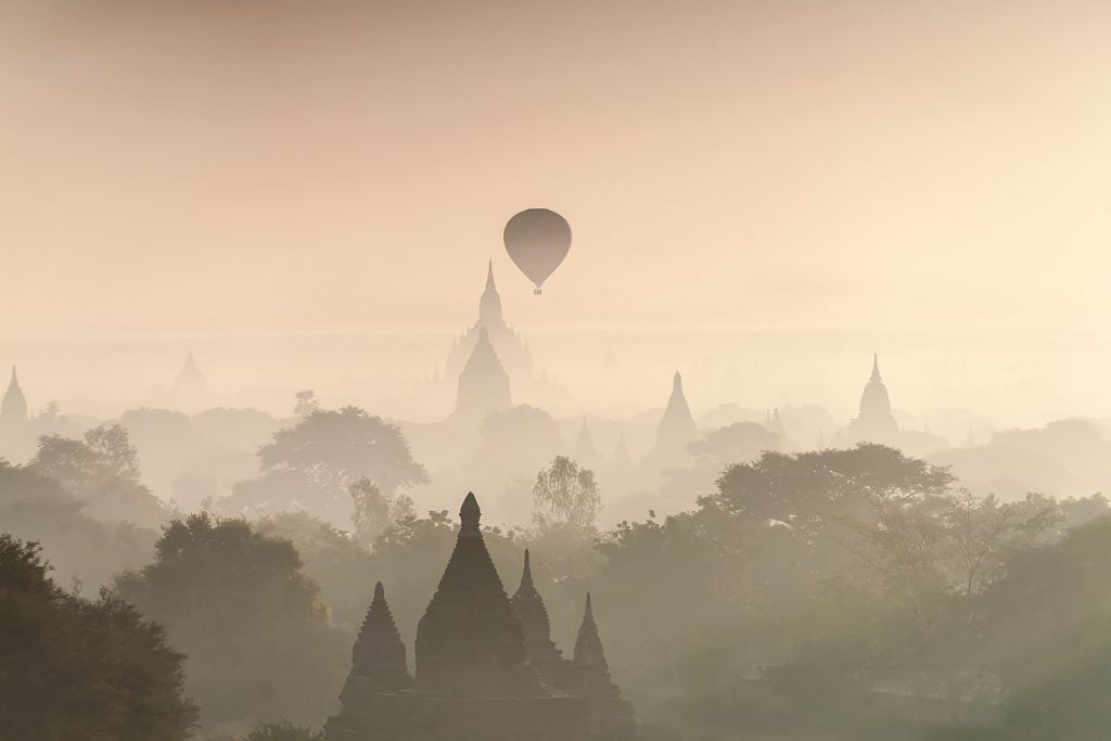 balony,bagan,birma,pagody