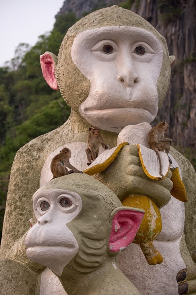 Statua małpy,makaki,Tajlandia