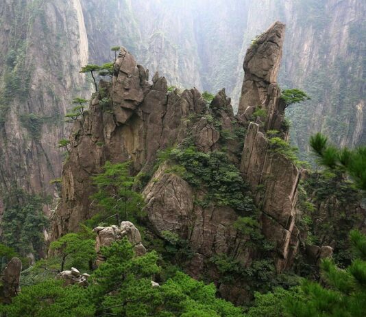 Pamiątki po cesarstwie – dynastia Nguyen