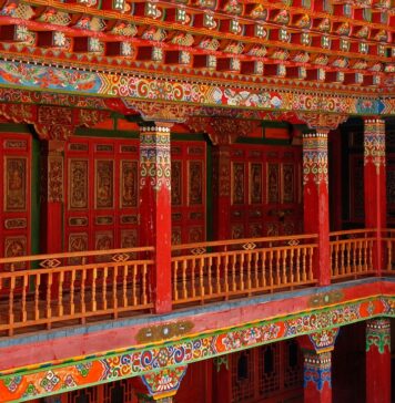 Azja na czterech kołach – trasy samochodowe marzeń